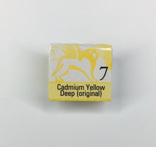 Load image into Gallery viewer, renesans watercolours aquarelle half pan 1,5 ml cadmium yellow deep