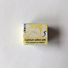 Load image into Gallery viewer, renesans watercolours aquarelle half pan 1,5 ml cadmium yellow pale