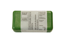 Load image into Gallery viewer, r &amp; f encaustic paints 40 ml chrome oxide green
